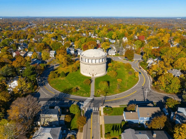 Read the complete Arlington real estate guide.